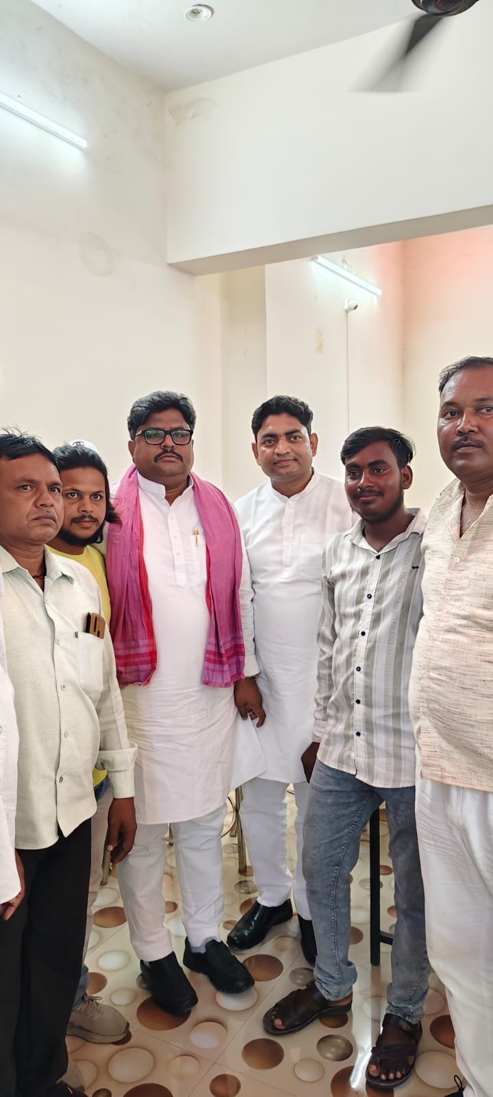समाजवादी विचारधारा, सामाजिक न्याय और पीडीए के संकल्प को लेकर हम निरंतर जनता के बीच रहेंगे।